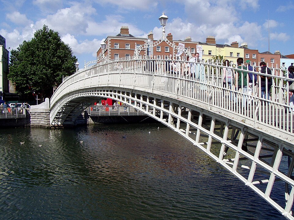 Ha'penny Bridge, Ireland